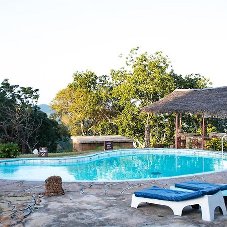Ngulia Safari Lodge Ithumba Exterior foto